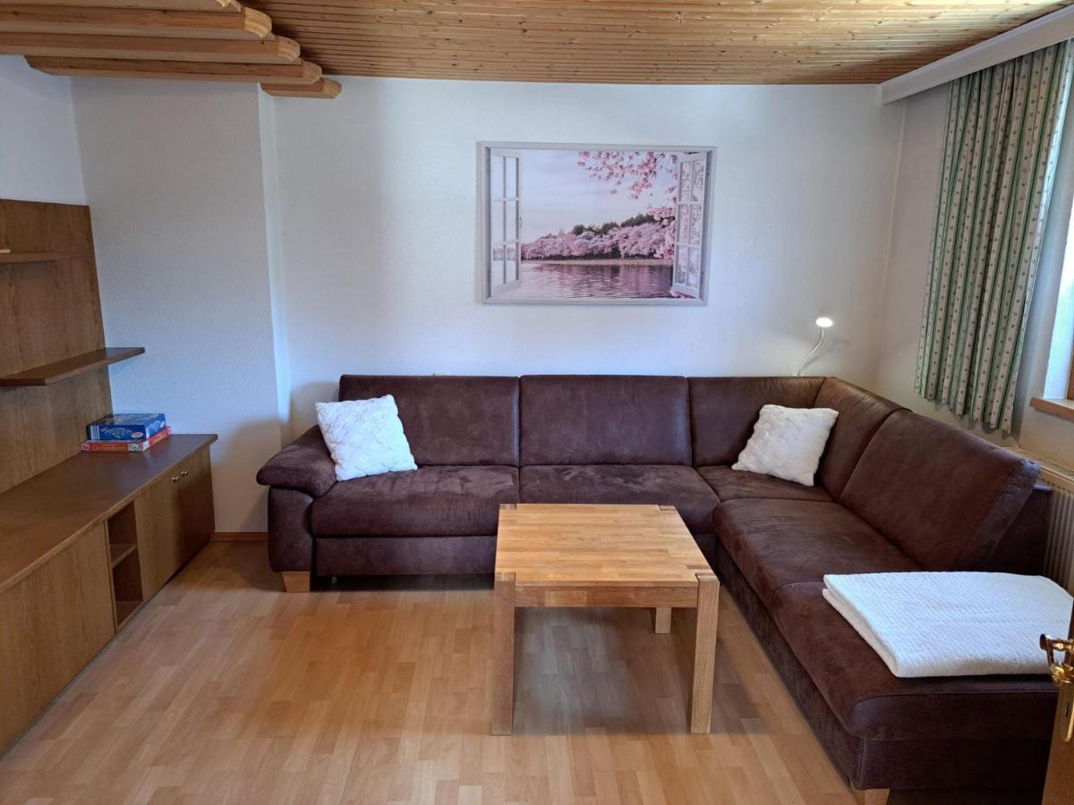伊丽莎白小屋宾馆 米特西尔 外观 照片