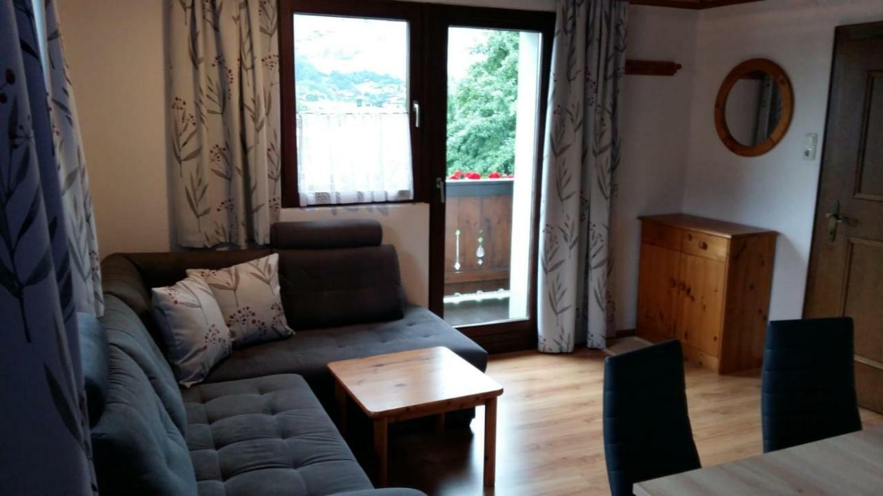 伊丽莎白小屋宾馆 米特西尔 外观 照片